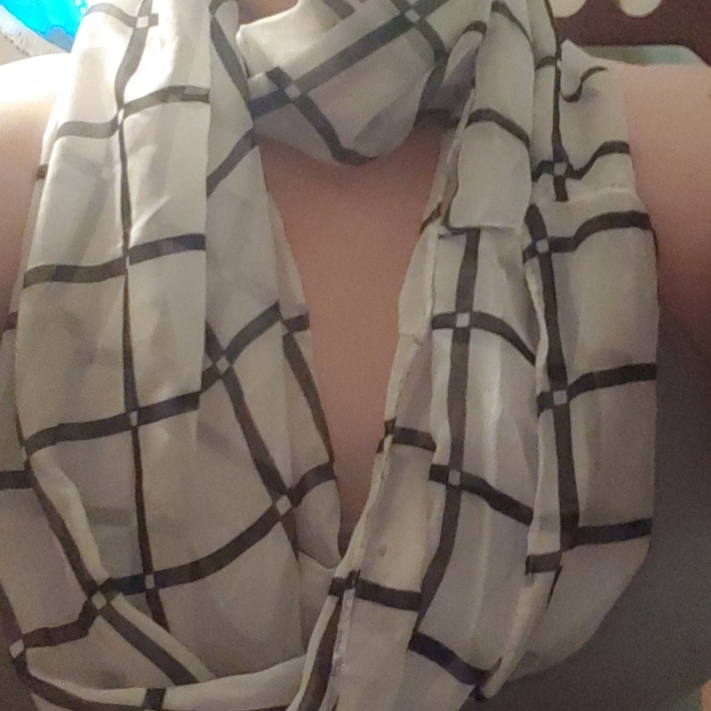 Infinity scarf - Picture 3 of 4
